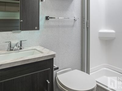 2027 Winnebago Sunflyer - Photo 12