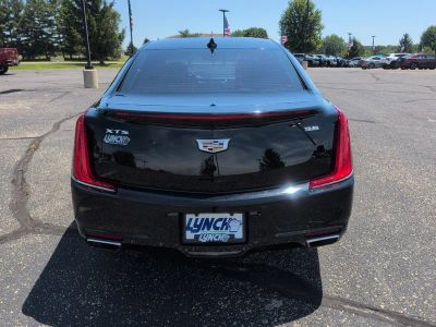 2018 Cadillac XTS — interior view