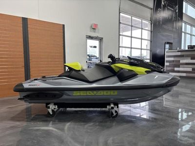 2025 Sea-Doo RXP-X 325 Tech, BRP Premium A, iBR Ice Metal / Manta Green - Photo 3