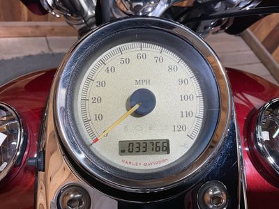 2010 Harley-Davidson Dyna Wide Glide - Photo 16