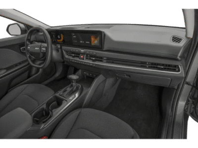 2026 Kia K4 — photo 12 view