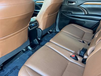 2018 Toyota Highlander - Photo 4