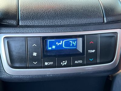 2018 Toyota Highlander - Photo 14