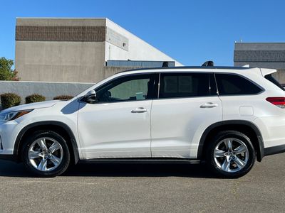 2018 Toyota Highlander - Photo 9