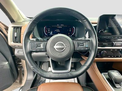 2024 Nissan Pathfinder — photo 11 view