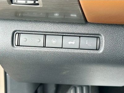 2024 Nissan Pathfinder — photo 10 view