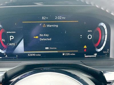 2024 Nissan Pathfinder — photo 12 view