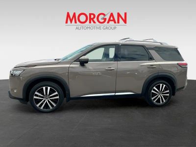 2024 Nissan Pathfinder — interior view