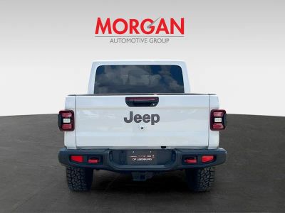 2026 Jeep Gladiator — engine compartment view