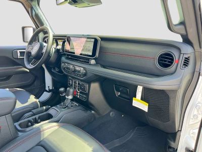 2026 Jeep Gladiator — photo 28 view