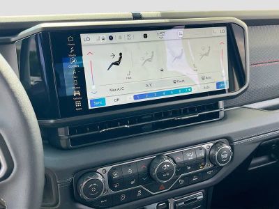 2026 Jeep Gladiator — photo 16 view