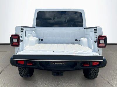2026 Jeep Gladiator — photo 25 view
