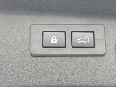 2026 Subaru Outback — photo 12 view