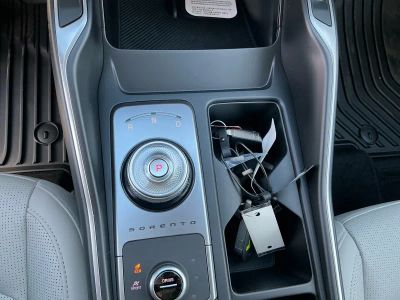 2026 Kia Sorento Hybrid - Photo 13