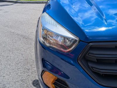 2017 Ford Escape — photo 10 view