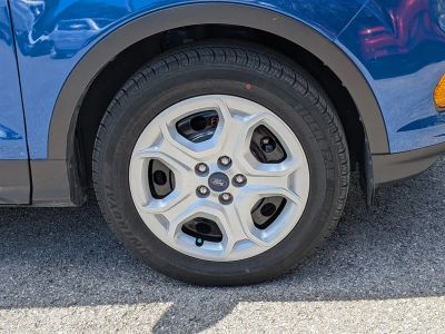 2017 Ford Escape — photo 11 view