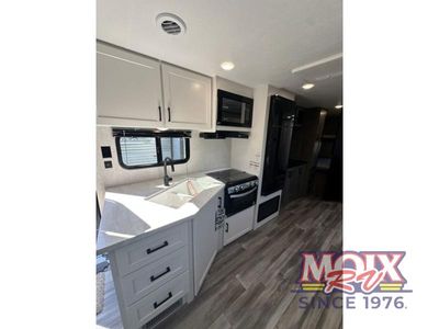 2025 Jayco Jay Flight SLX - Photo 16