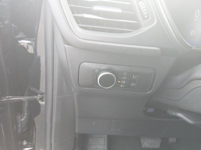 2025 Ford Escape — photo 13 view