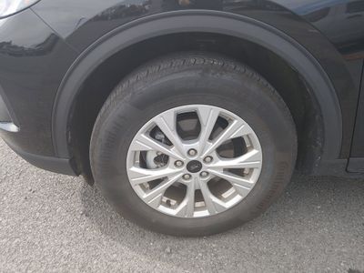 2025 Ford Escape — photo 10 view