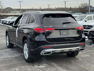 2026 Mercedes-Benz GLC - Photo 8