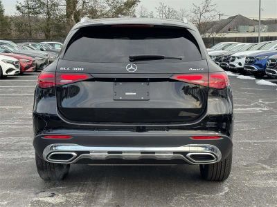 2026 Mercedes-Benz GLC - Photo 9
