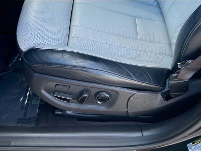 2018 Genesis G80 — photo 18 view