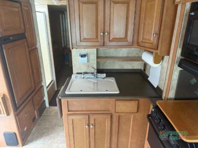 2012 Winnebago Sunstar — photo 25 view
