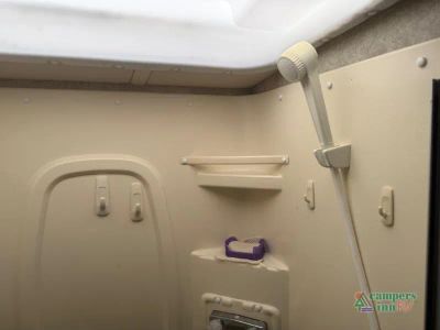 2012 Winnebago Sunstar — photo 36 view