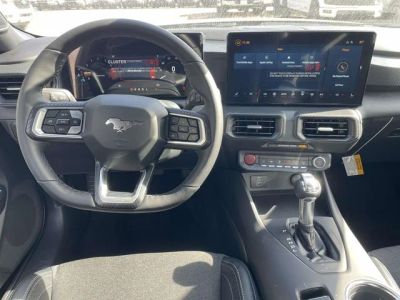 2026 Ford Mustang - Photo 4