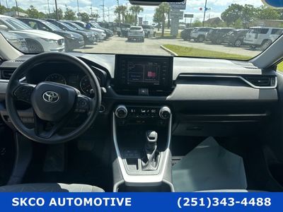 2022 Toyota RAV4 - Photo 3