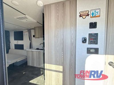 2025 Forest River RV Wildwood FSX - Photo 7