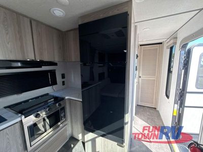 2025 Forest River RV Wildwood FSX - Photo 23
