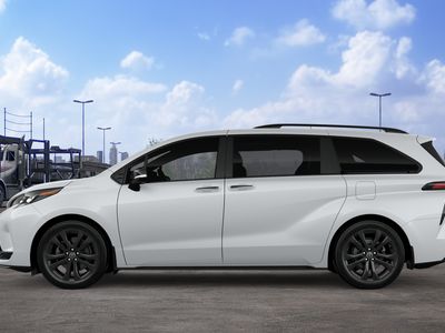 2026 Toyota Sienna - Photo 6
