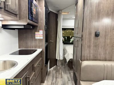 2026 Entegra Coach Odyssey SE - Photo 4