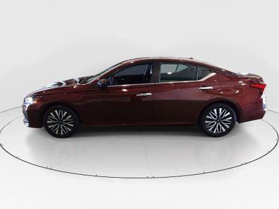 2024 Nissan Altima - Photo 4