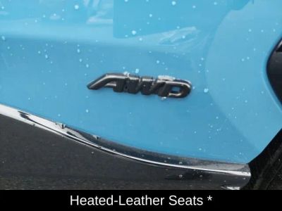 2025 Toyota RAV4 Hybrid XSE - Photo 13