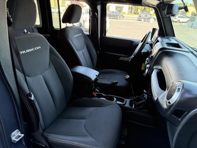 2017 Jeep Wrangler-Unlimited - Photo 18