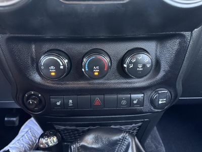 2017 Jeep Wrangler-Unlimited - Photo 23