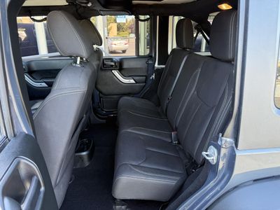 2017 Jeep Wrangler-Unlimited - Photo 15