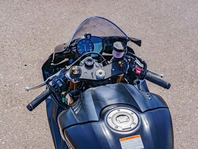 2025 Yamaha YZFR6WSB - Photo 8