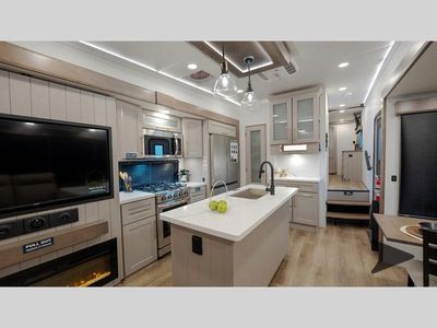 2026 Alliance RV Paradigm - Photo 8