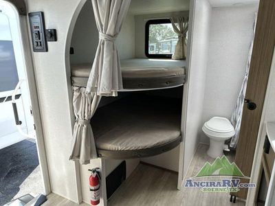 2025 Forest River RV Wildwood X-Lite - Photo 15