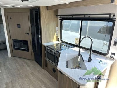 2025 Forest River RV Wildwood X-Lite - Photo 8