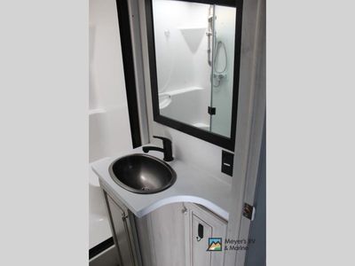 2022 Forest River RV Cardinal Luxury - Photo 30