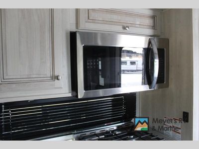 2022 Forest River RV Cardinal Luxury - Photo 23
