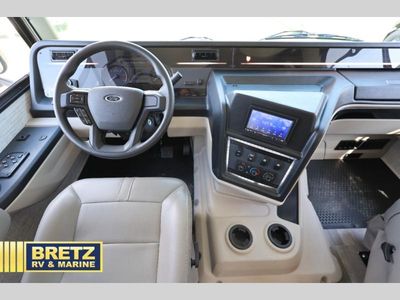 2025 Entegra Coach Vision SE - Photo 9