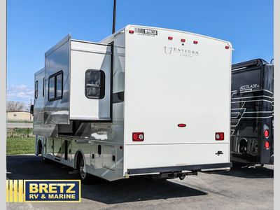 2025 Entegra Coach Vision SE - Photo 6