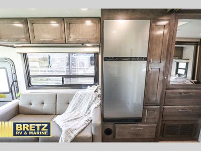 2025 Entegra Coach Vision SE - Photo 13
