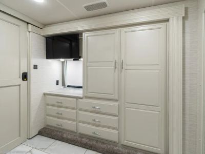 2024 Forest River Berkshire - Photo 35