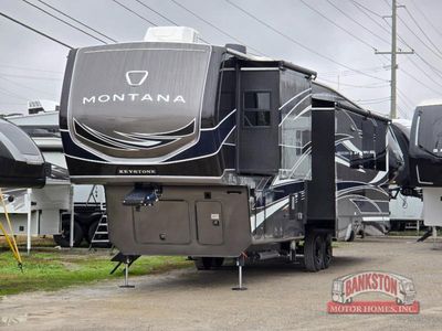 2026 Montana 3532SP — engine compartment view